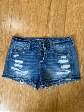 American Eagle Outfitters Frayed Distressed Denim Shorts in Blue